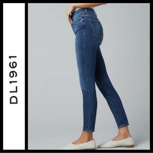DL1961 Margaux Instasculpt Ankle Skinny Jeans